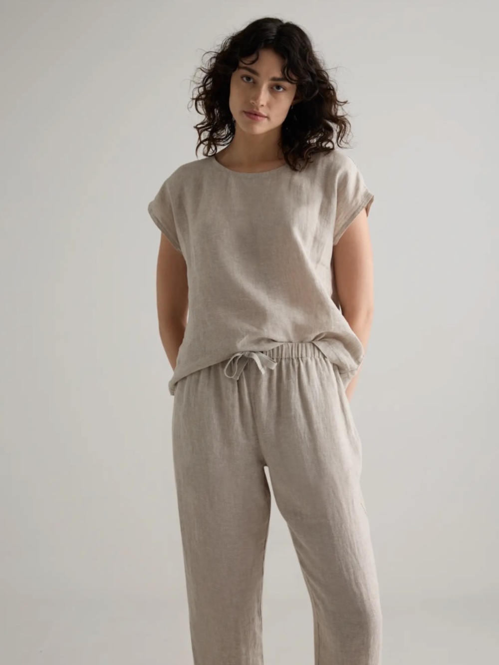 Quince Linen Pajama Set - Relaxed Short Sleeve Top & Wide Leg Pants - Picture 3 of 15